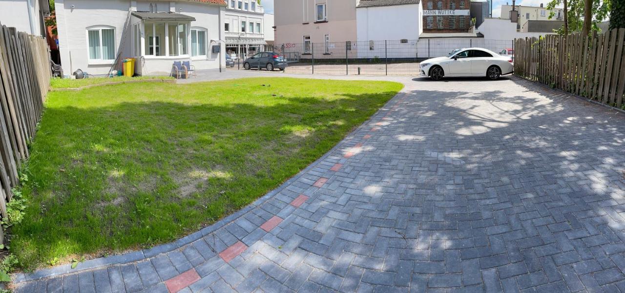 Citygluecknms - Direkt Am Bahnhof Und Einkaufszentrum 노이뮌스터 외부 사진
